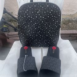 Michael Kors  Medium Backpack With Silver Stars NWT  Michael Kors MK Signature Logo Print Wade Slide Black, 10M  pick up location in the city of Pico 