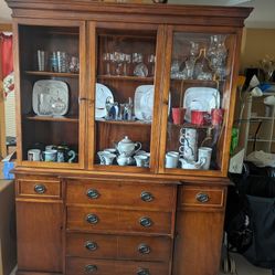 China Cabinet  Brown 