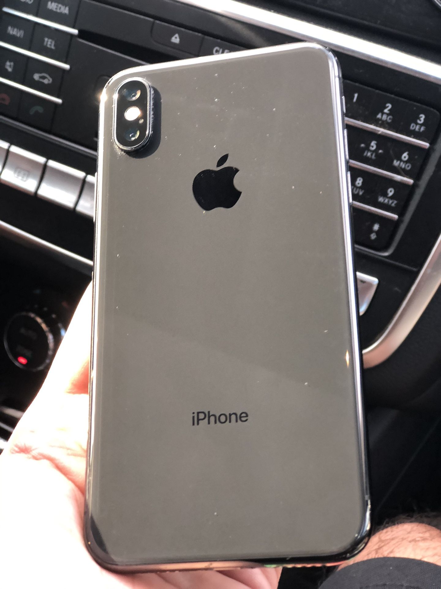 iPhone X 64GB Factory Unlocked(Desbloqueado)