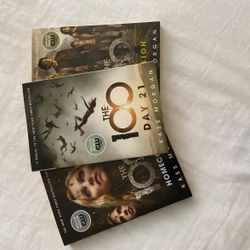The 100 - Complete 3 Book Series