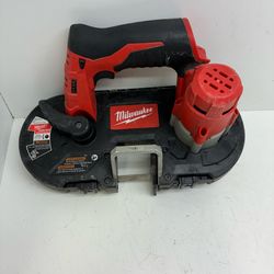 Milwaukee M12 Band Saw 186364/14