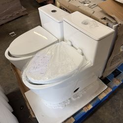 New toilet. Open box.High quality.