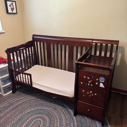 Portofino Wood Crib Toddler Bed Changing Table FREE