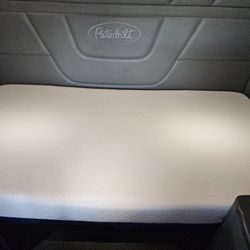 Nearly New Barely Used 38x80 Twin Bed
