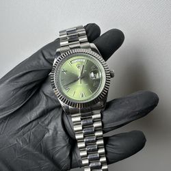 (400$)Rolex Day-Date Style Green Dial Fluted Bezel Jubilee Bracelet