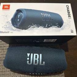 JBL HARMAN CHARGE5 Portable Bluetooth Speaker
