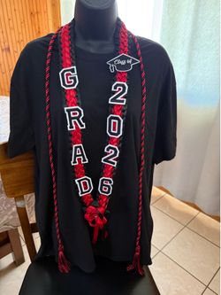 🎓Graduation leis (Black with Red)🧑‍🎓