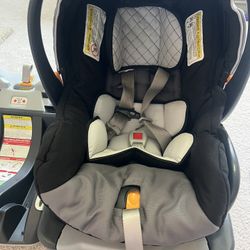 Chicco KEYFIT 30 Infant Car seat 