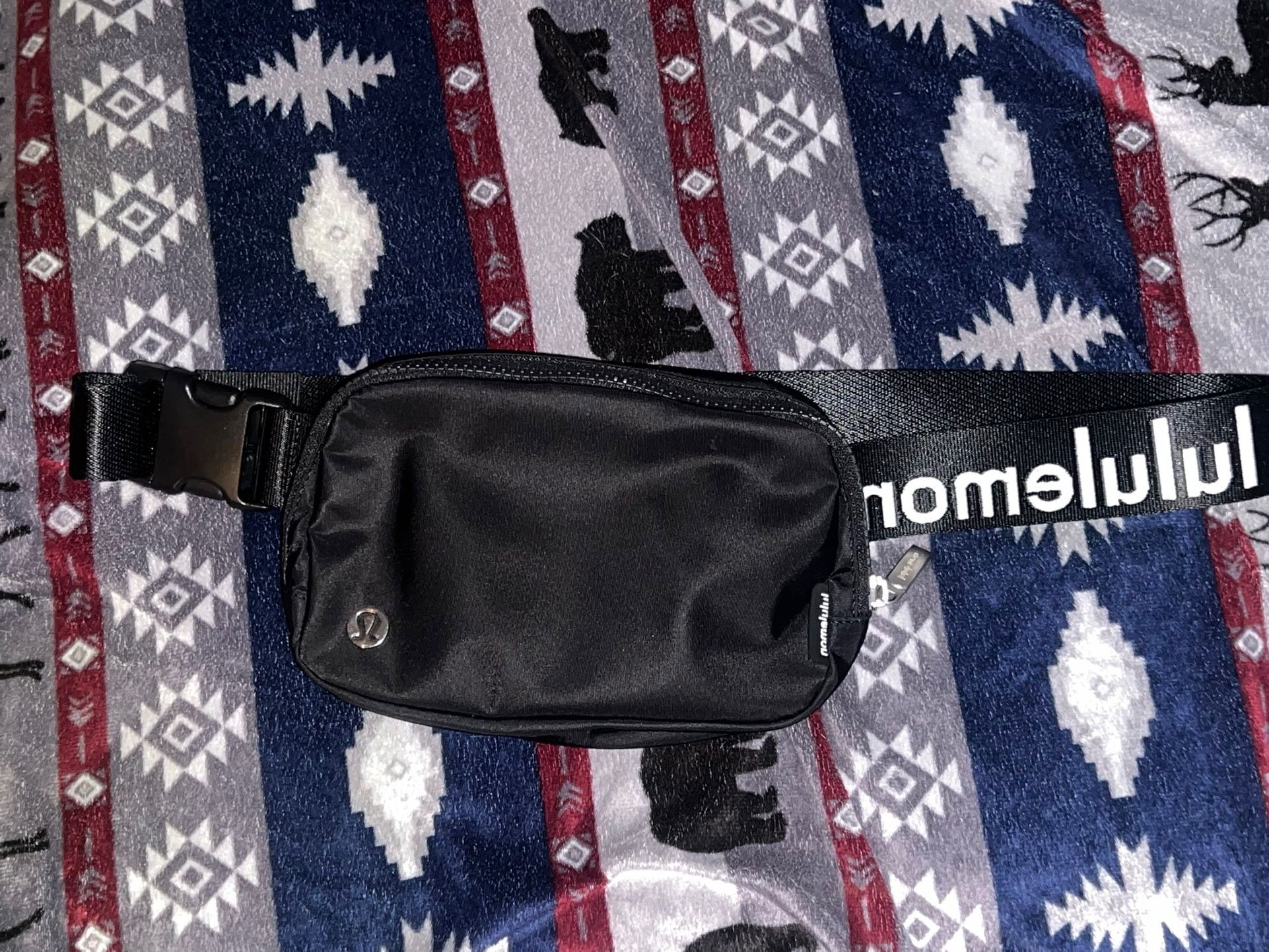 Lululemon Belt Bag Mini