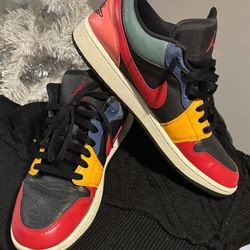 Multi Color Nike Dunk Size 10