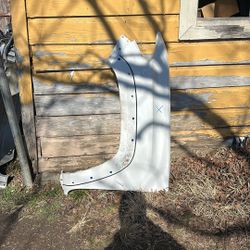 2016-22 Toyota Tacoma Left Fender