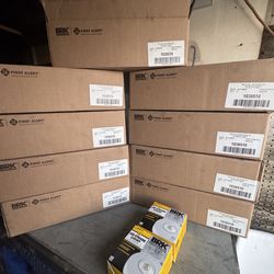 Brk smoke alarm led strobe light