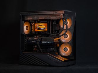 Turismo | RTX 5070 Ti + 7800X3D | 32GB DDR5 | 1TB Gen 4 NVMe | Lian Li V100R Custom Gaming PC