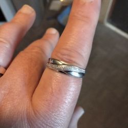 Size 10 Mens Silver Diamond Chip Band Ring