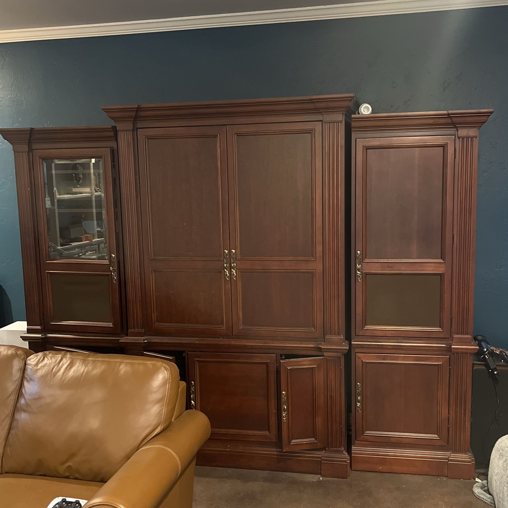 Three Piece Tv Stand Set