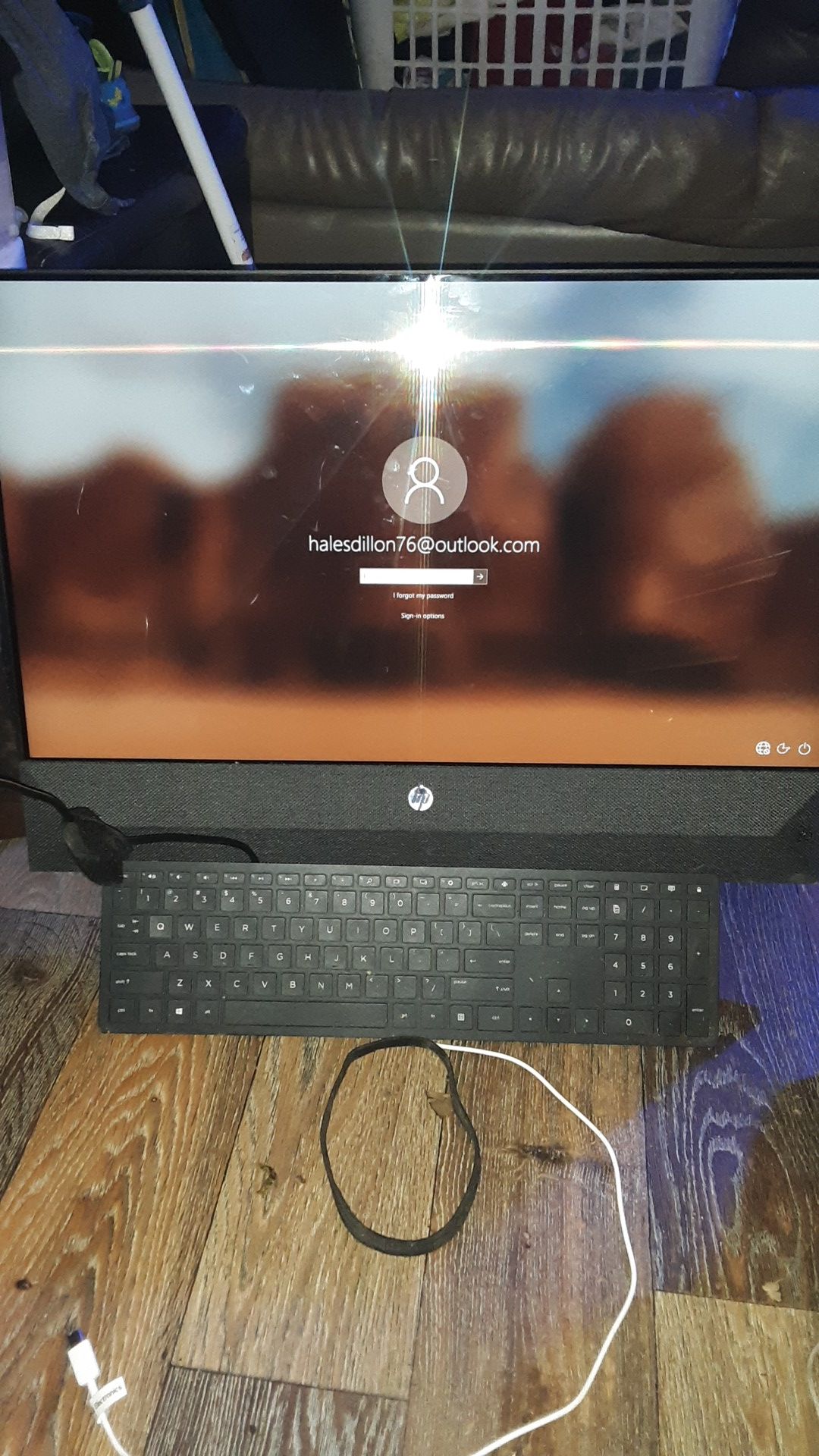 HP 24" all in one touch screen computer