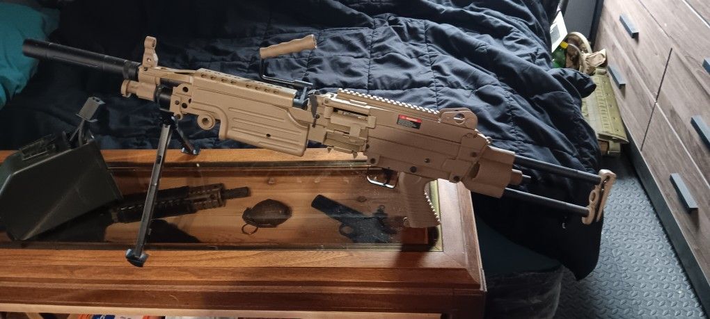 Nerf, blaster toys.