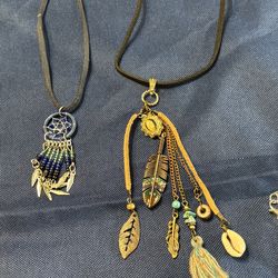 Hand made and fashion jewelry for sale