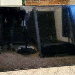 65" LG Smart TV