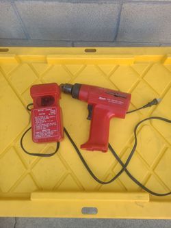 Vintage milwaukee red drill