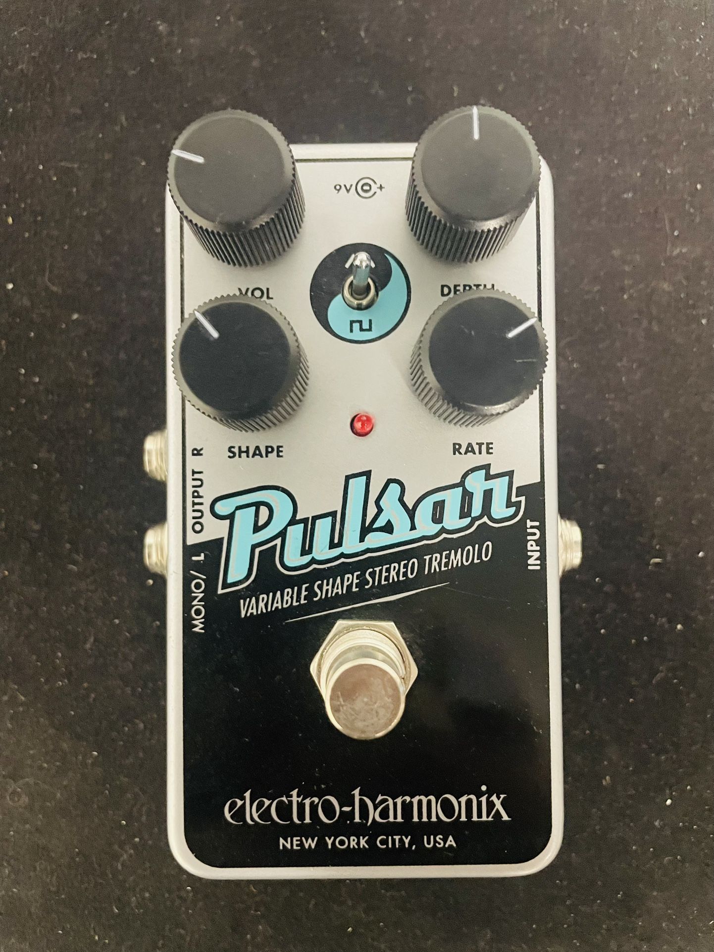 Electro-Harmonix Nano Pulsar Silver / Black
