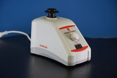 Ohaus Analog Vortex Mixer VXMNAL 30392115 (Used)