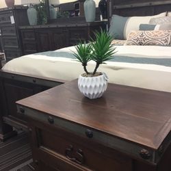 Six Piece Bedroom Set