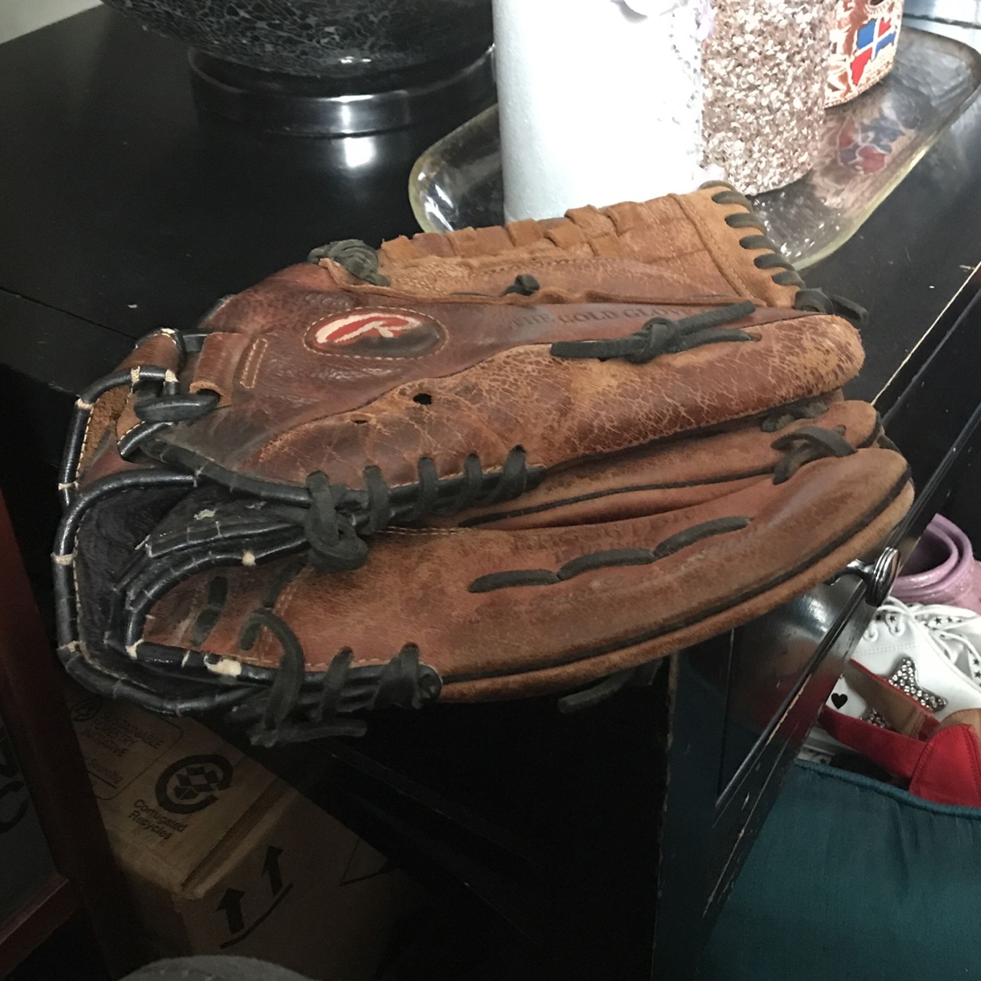 Right Handed Baseball Glove 