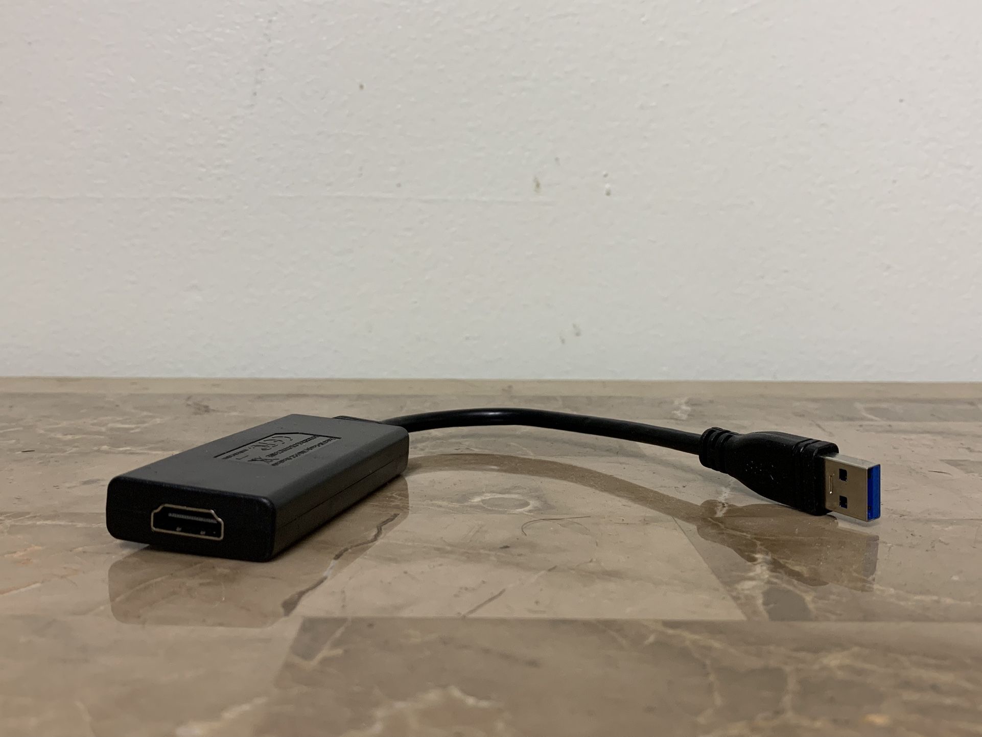USB 3.0 to HDMI display adapter to connect TV / monitor with laptop / desktop / tablet