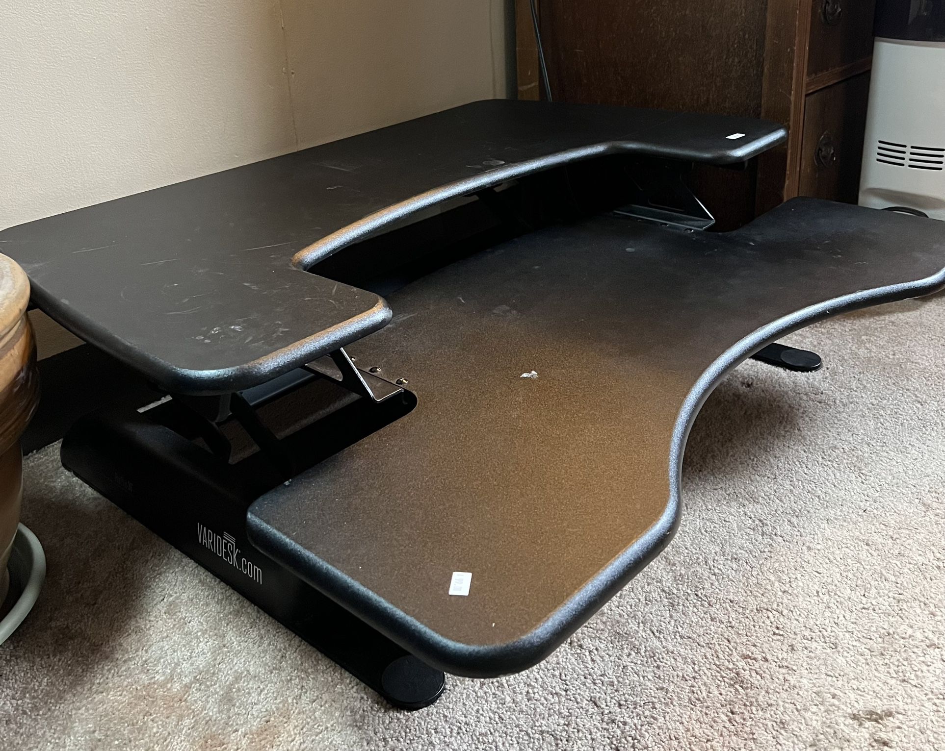 Sit/stand Desk Top Monitor Riser