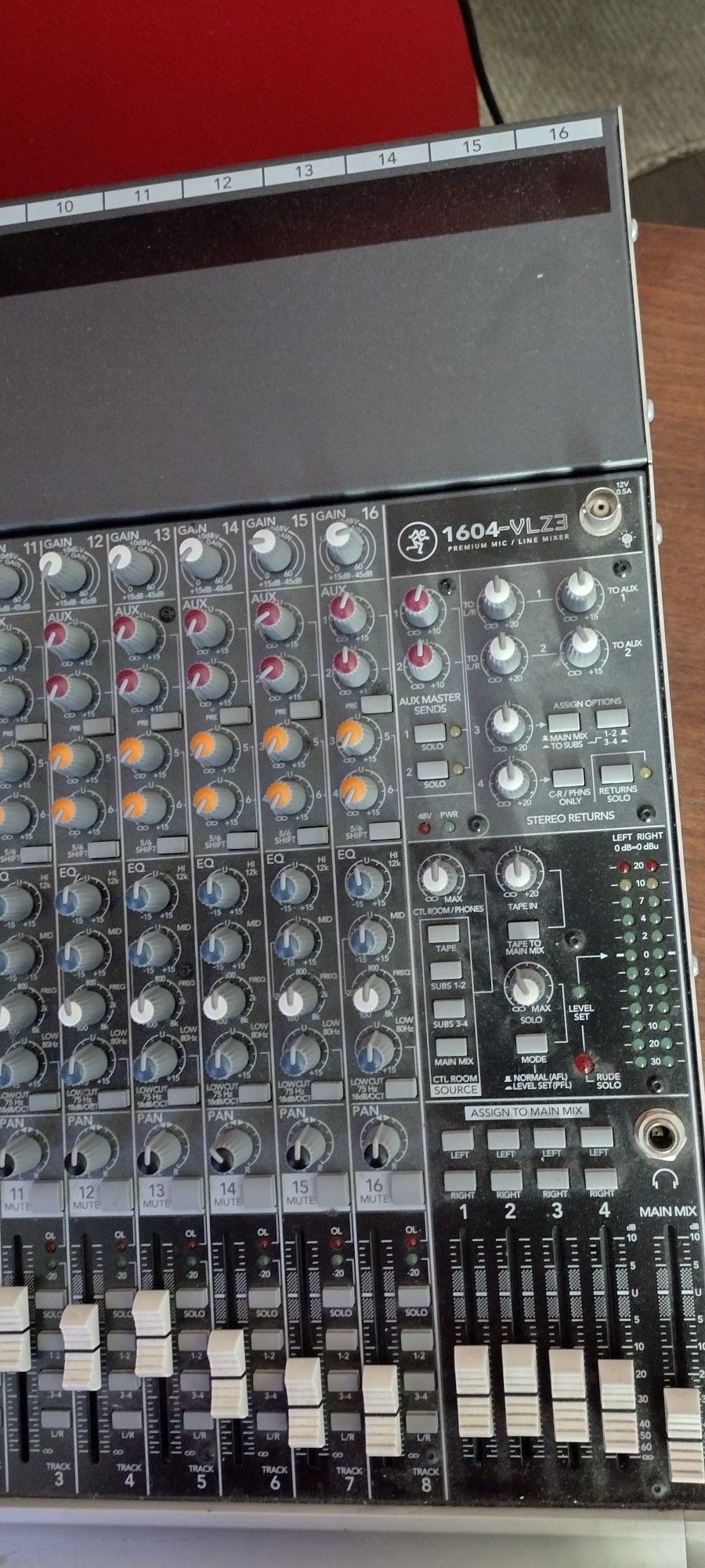 Mackie Mixer