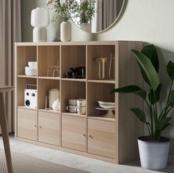 IKEA Kallax Shelving Unit with Doors and leg based