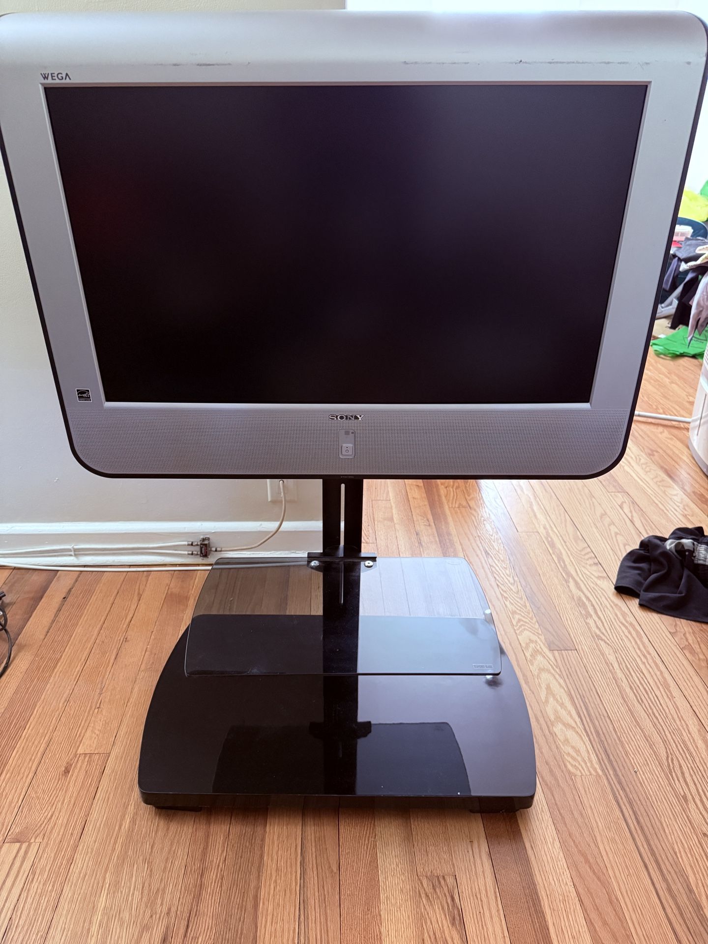 Sony KLV-32M1 32 Inch Tv With Stand