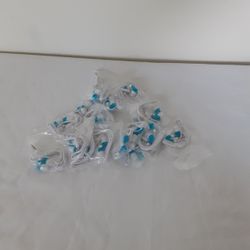 CN-Outlet Earplug Headphones