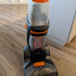 Bissell ProHeat 2x Revolution Pet Carpet Cleaner