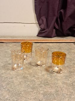 Candle holder set of 4