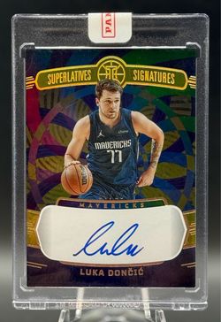 Luka Dončić Panini Superlatives Signatures Auto Card 6/10