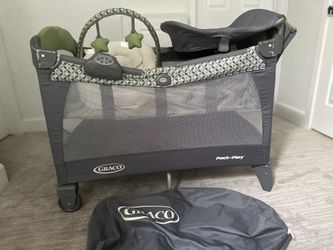 Graco Pack ‘N Play With Newborn Napper And Changing Station 