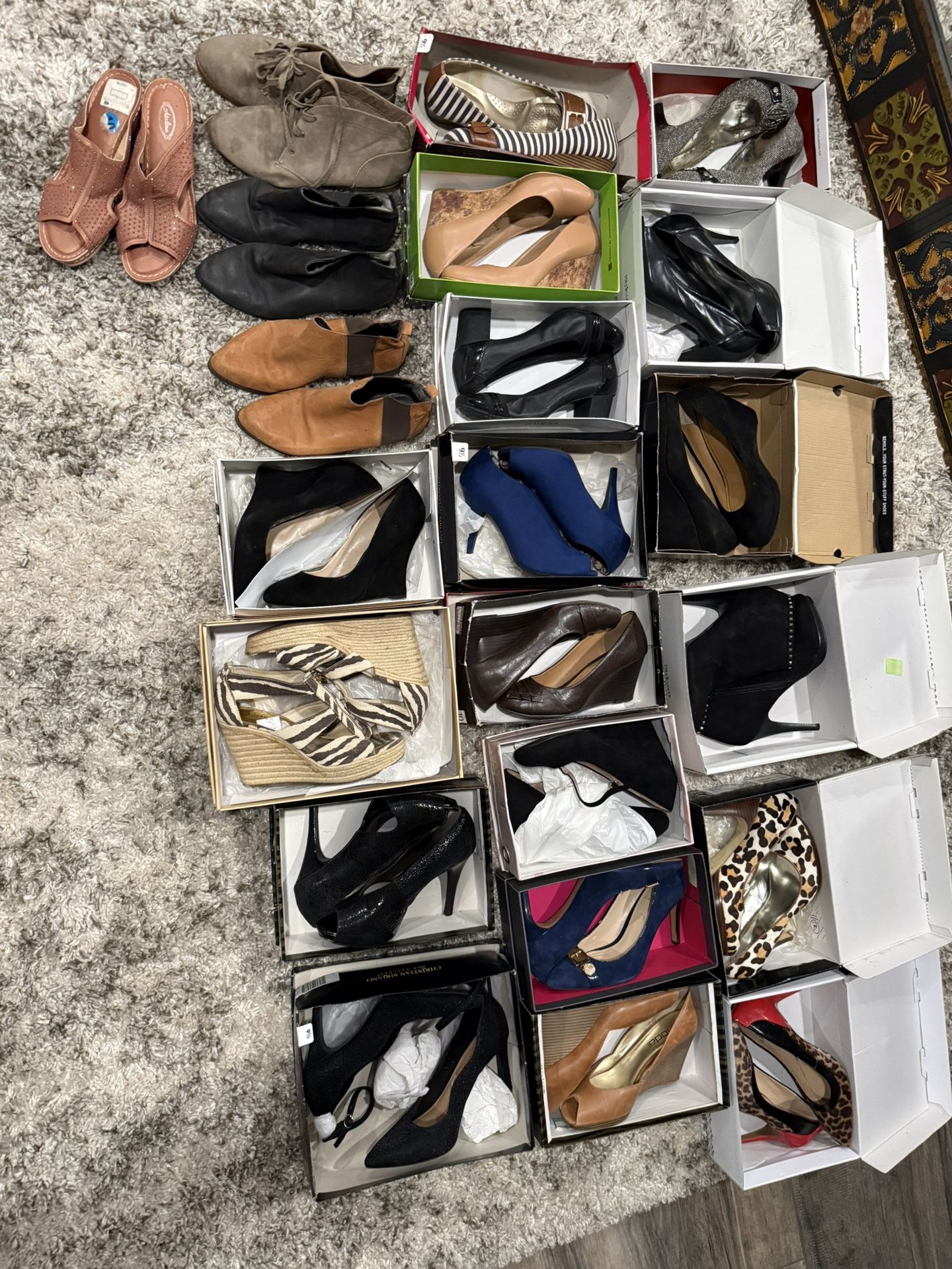 Women’s Shoes 9.5 And 10