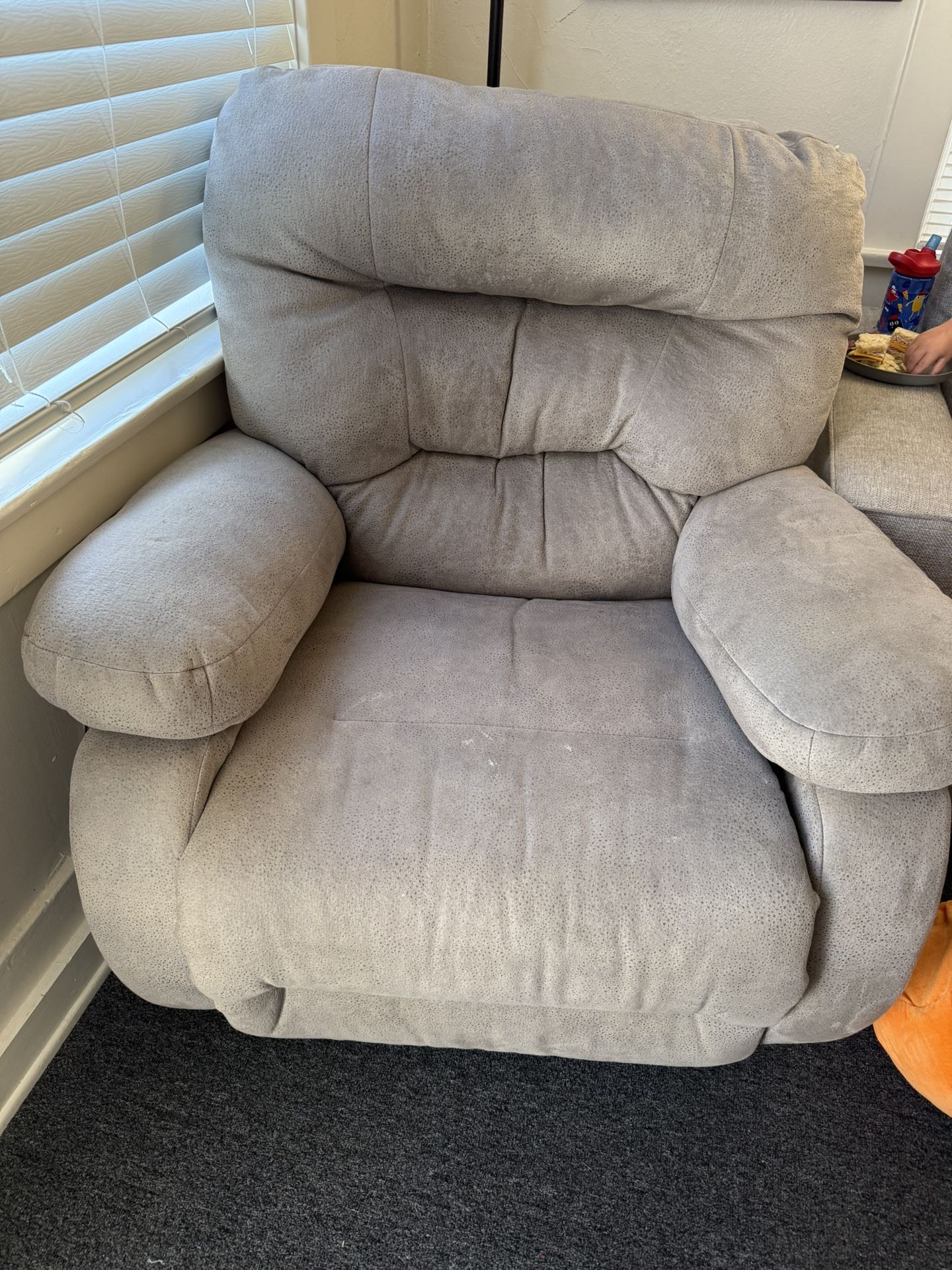 Large Recliner Chair 