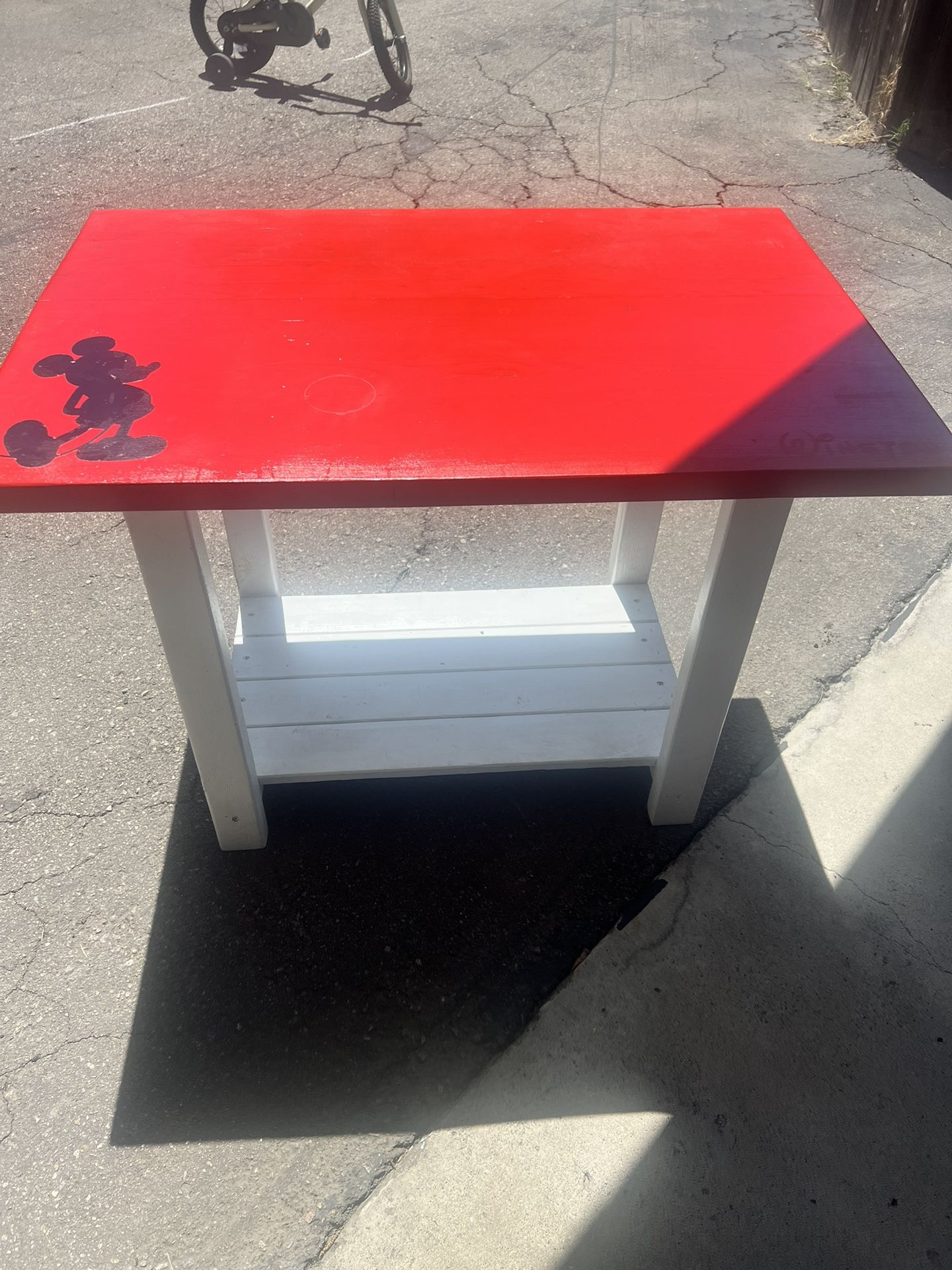 Kids Table/Play Table