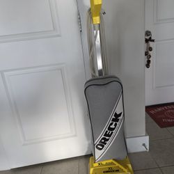 Oreck Vacuum Cleaner