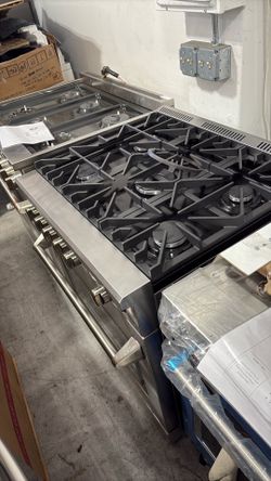 Forno Single oven Gas Range  30” wide