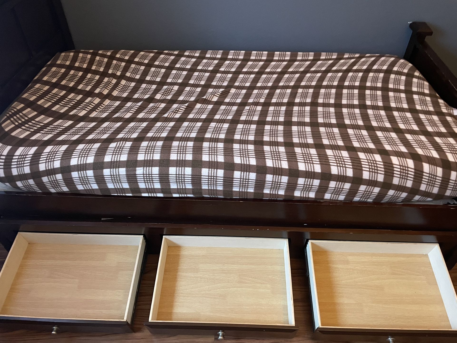 Full Bed Brown AND Mattress
