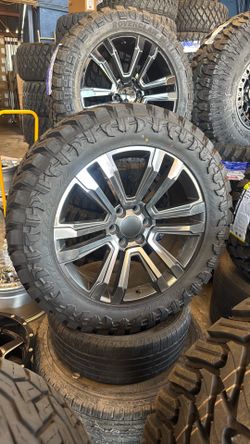 22x9 6x139 DENALI WITH 35 12.50 22 ATTURO MT