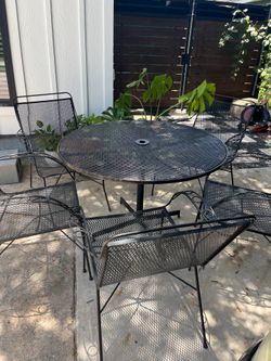 Patio table
