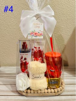 🌸 Mother’s Day Gift Baskets Available 🌸
