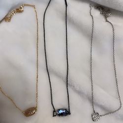 Kendra Scott Necklace