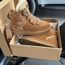 Boots  Ugg Size 10 Women