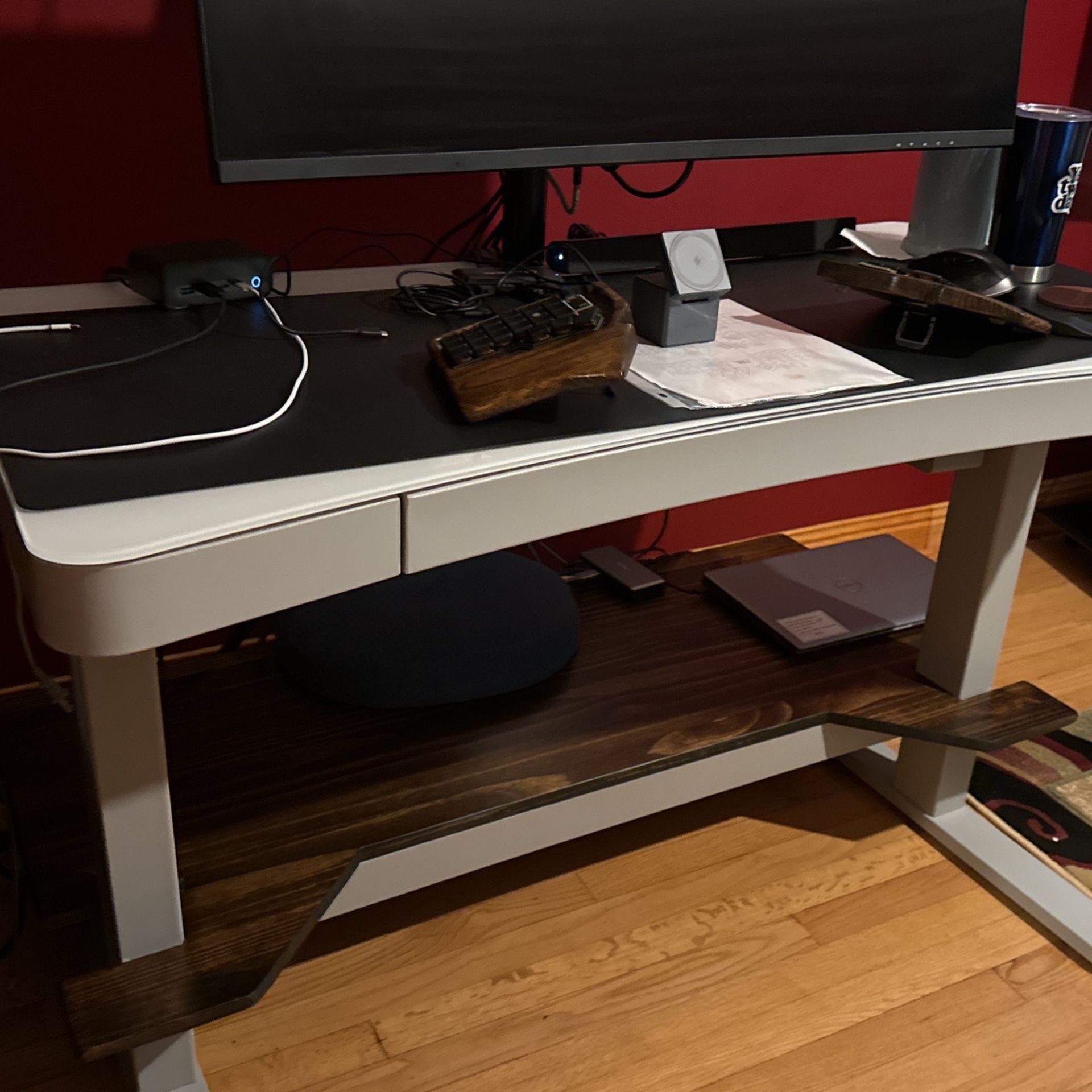 Tresanti 47” Standing Desk 